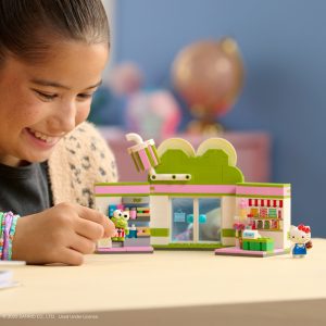 Hello Kitty and Friends Keroppi Mart Building Set