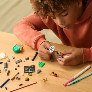 Squishmallows Avery’s Ball Game Building Set